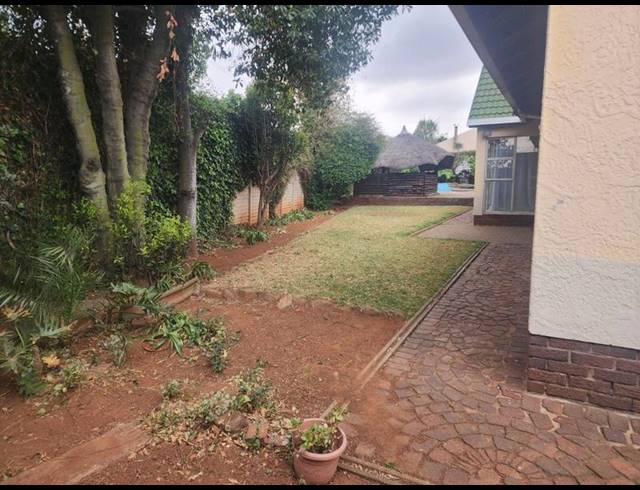 2 BEDROOM PROPERTY TO RENT IN GERMISTON CENTRAL